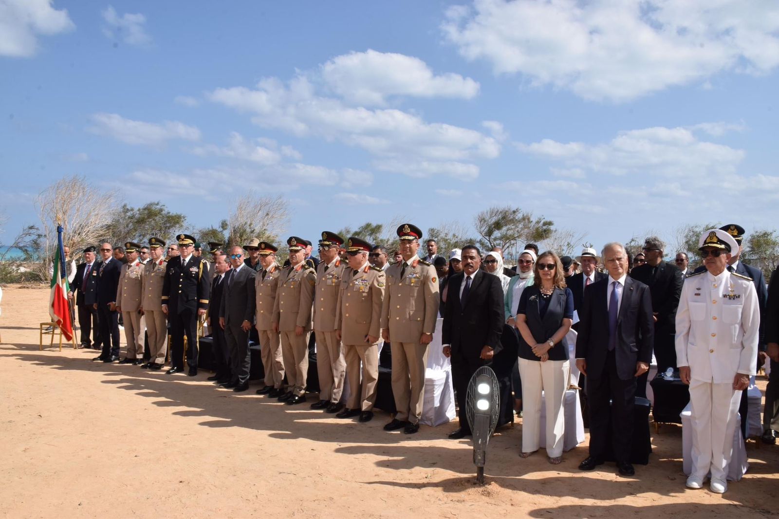 القوات المسلحة تشارك دول الكومنولث الاحتفال بالذكرى 80 لمعركة العلمين   (4)