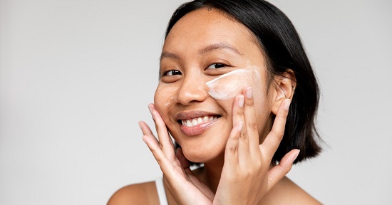 وصفات لتنظيف الوجه