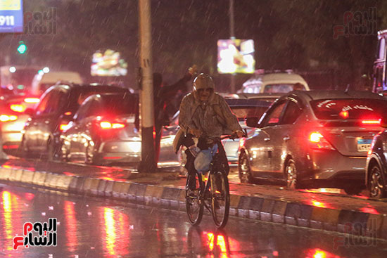 أمطار فى شوارع القاهرة الكبرى