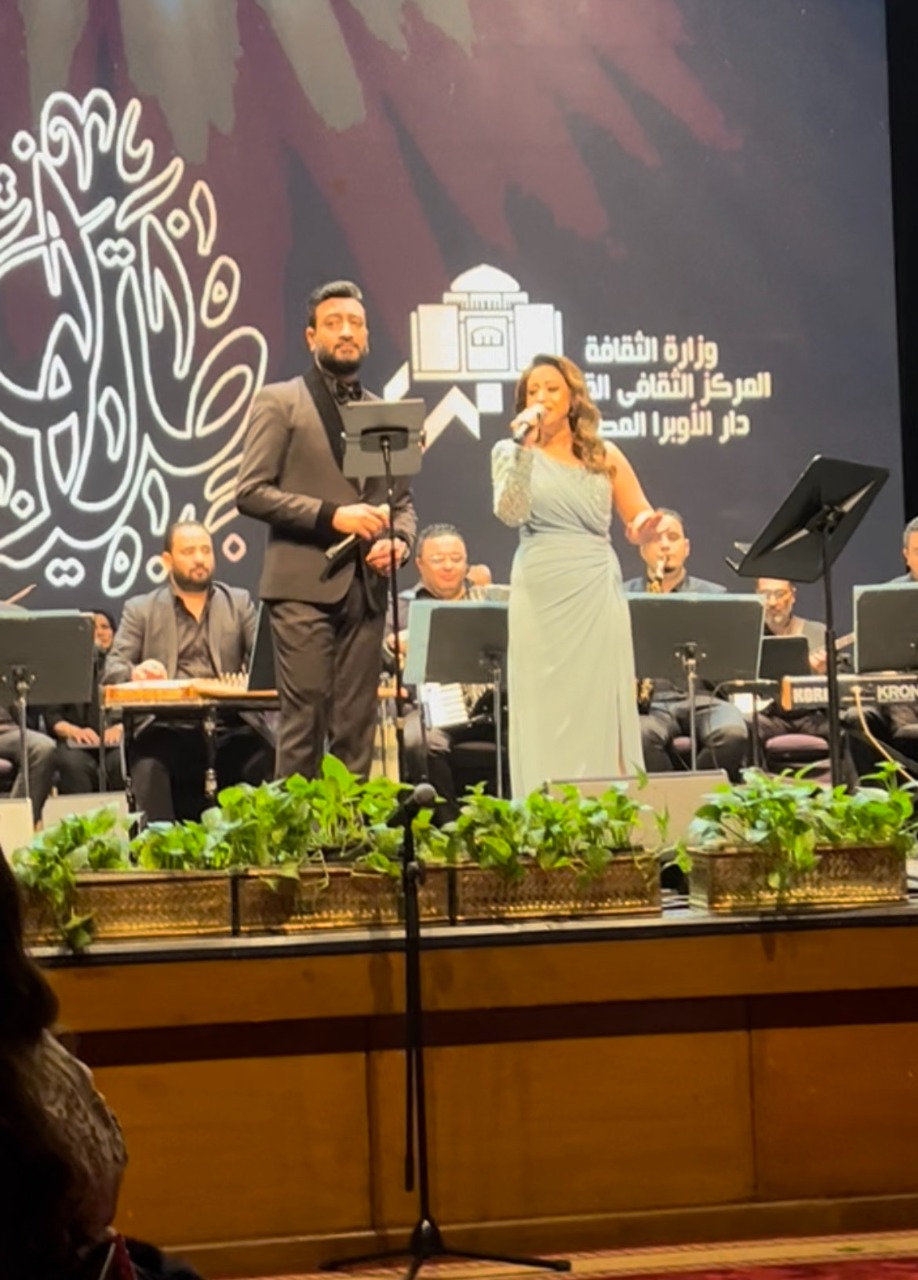 ريهام عبد الحكيم ومحمد رفعت يغنيان طلال ريهام عبد الحكيم ومحمد رفعت يغنيان طلال