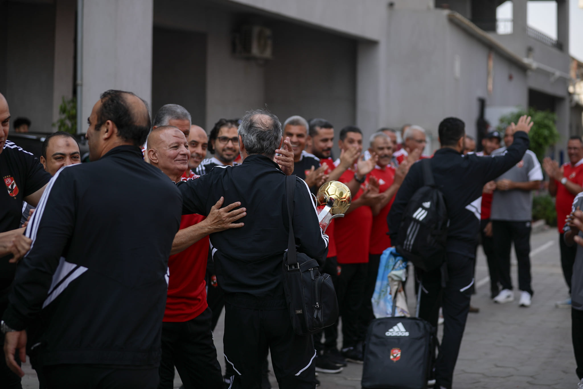 فريق الاهلي يصل النادي بعد التتويج بالسوبر المصري (14)