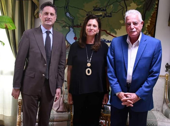 محافظ جنوب سيناء يستقبل نائب السفير الفرنسي (2)