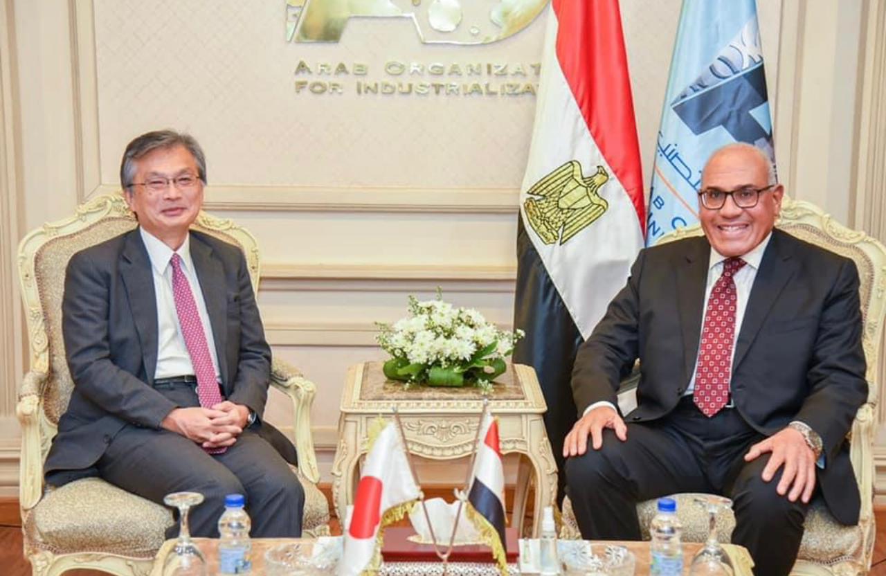 رئيس العربية للتصنيع يبحث مع سفير اليابان تعزيز الشراكة في مجالات التصنيع المختلفة (2)