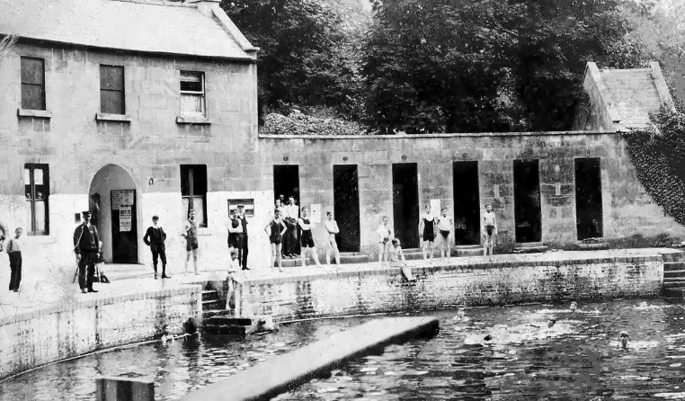 صورة للمسبح عام 1910