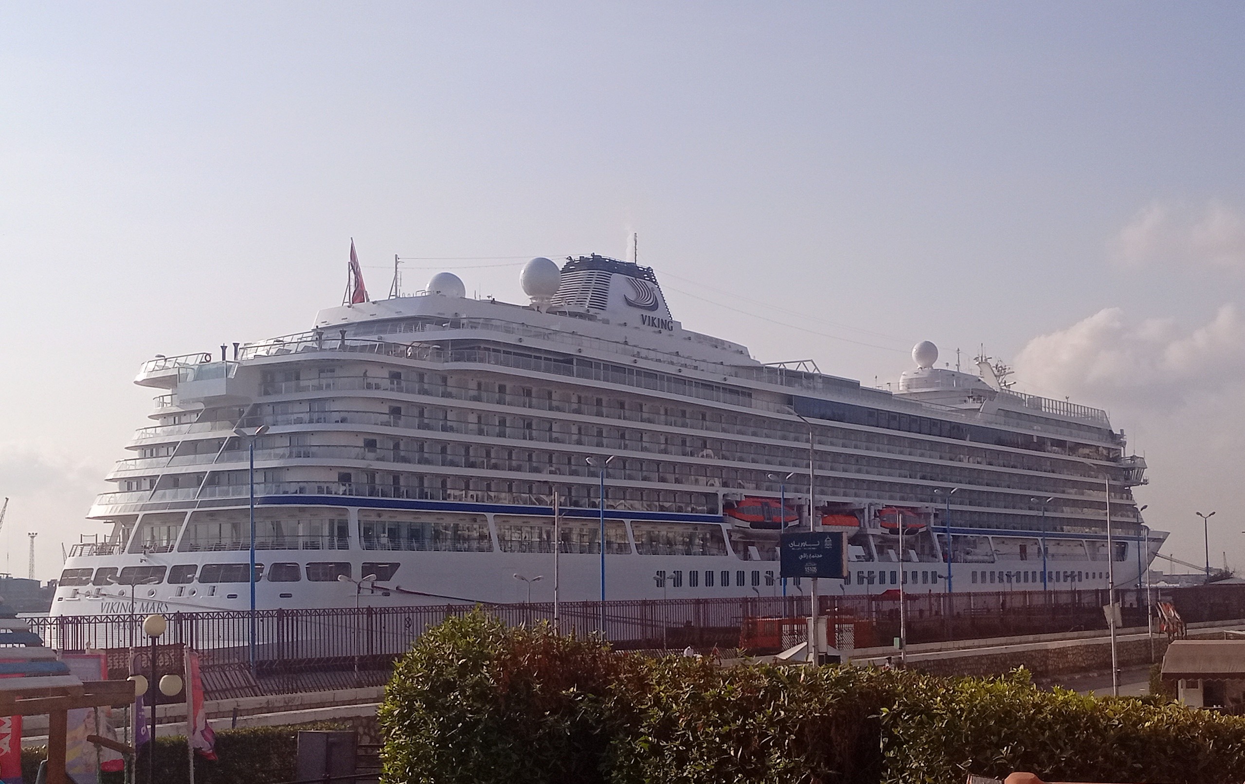 ميناء بورسعيد السياحى يستقبل سائحين من مختلف الجنسيات (1)