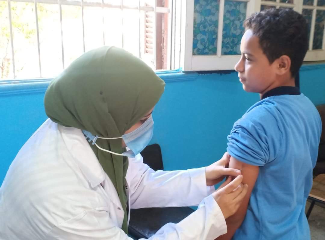 تطعيم الطلاب ضد الالتهاب السحائى