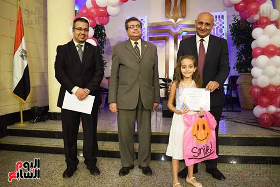 مجمع القاهرة الإنجيلي يحتفل بتكريم الكنائس والأطفال المتفوقين بقطاع مدارس الأحد (20)