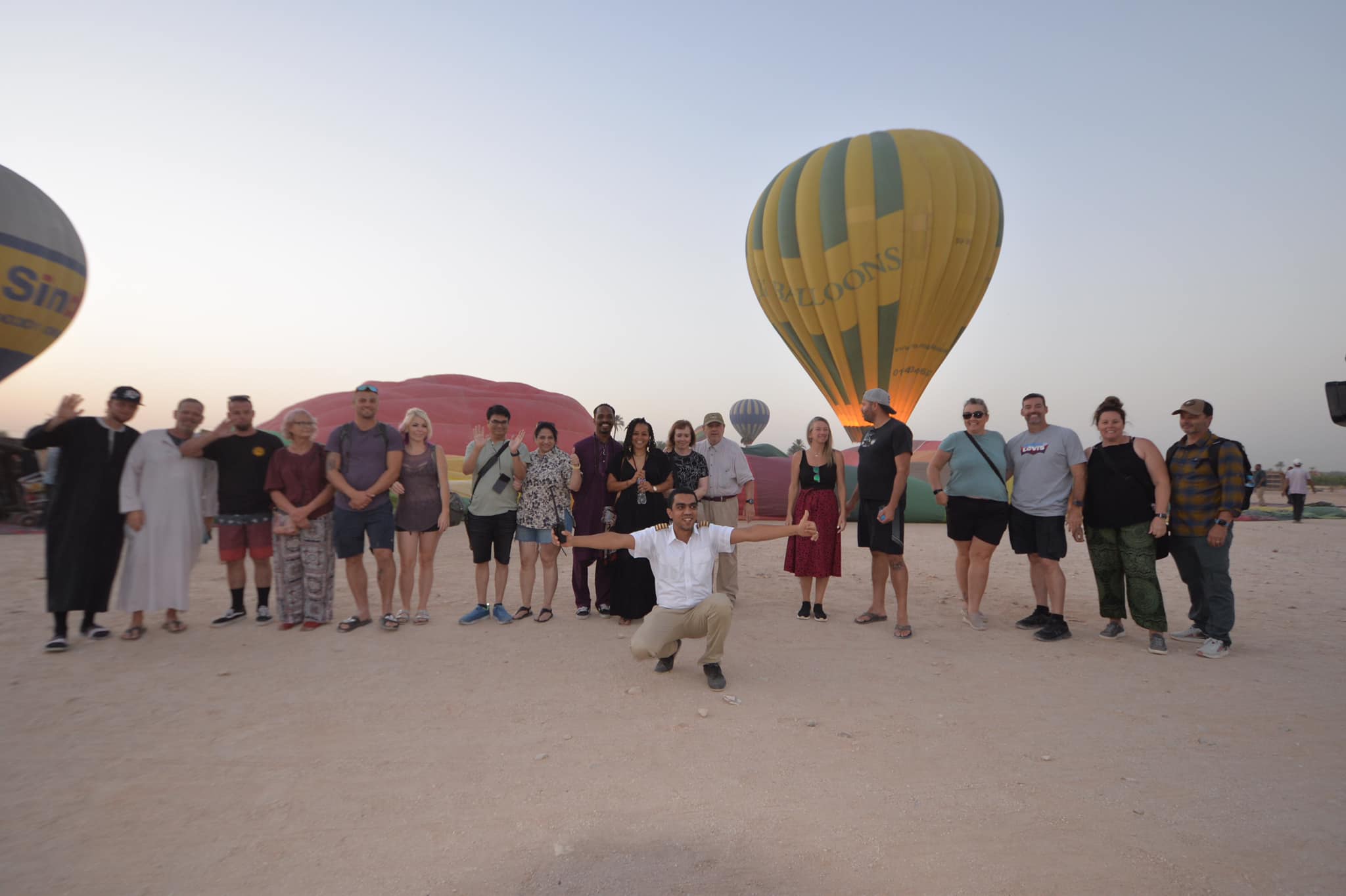 رحلات البالون تجذب السياح من حول العالم