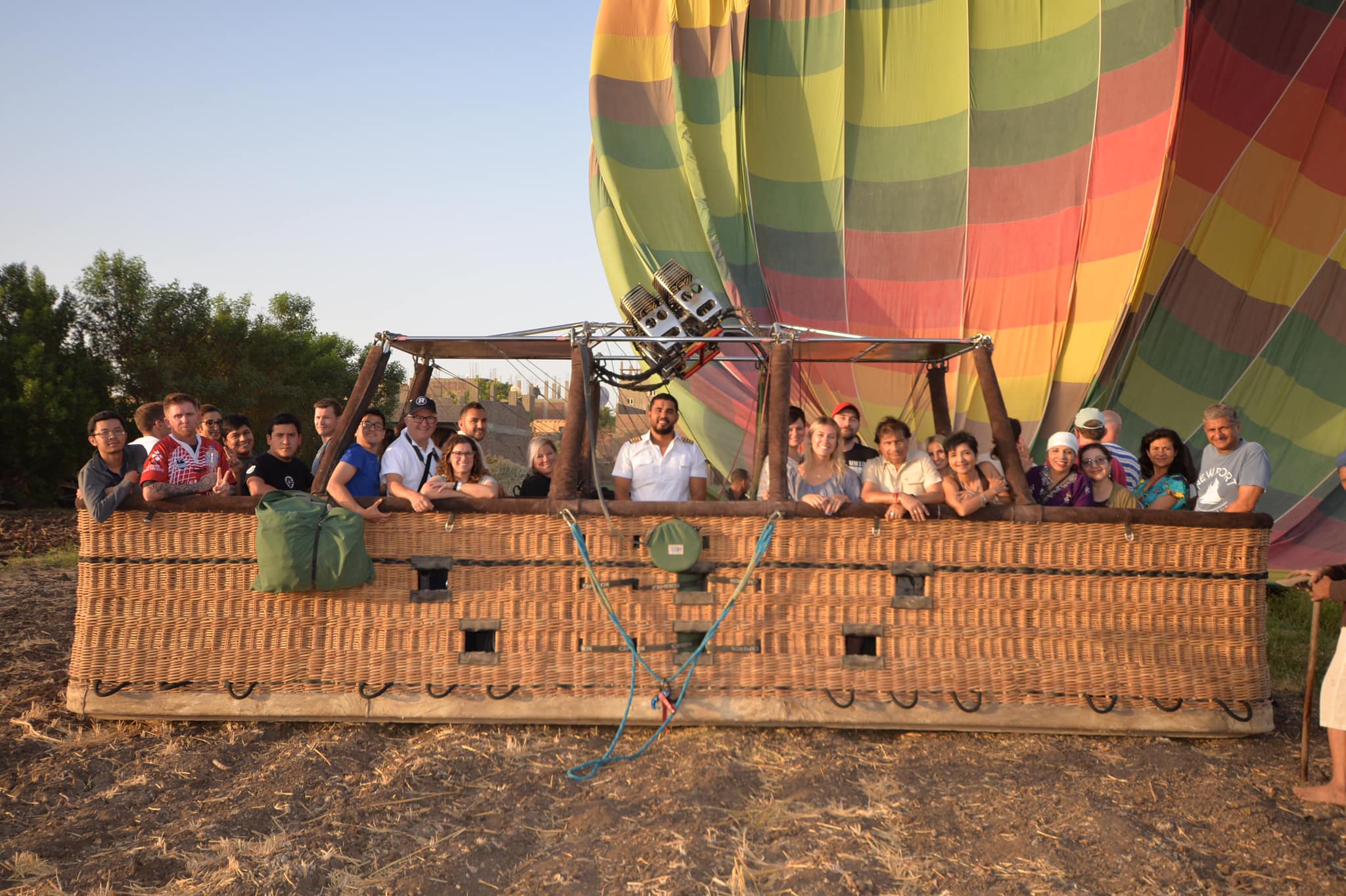 رحلات البالون تجذب السياح من حول العالم بمغامرة 40 دقيقة