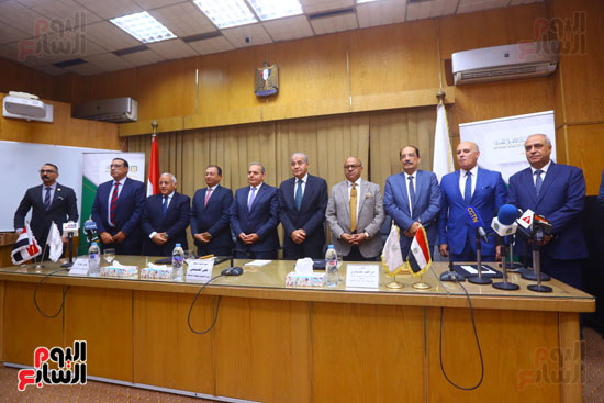 فاعليات توقيع بروتوكول تعاون بين وزارة التموين والتجارة الداخلية (15)
