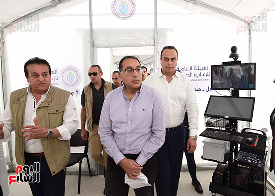 رئيس الوزراء يتفقد المستشفى المُجهز بنطاق مركز المؤتمرات بشرم الشيخ  (11)