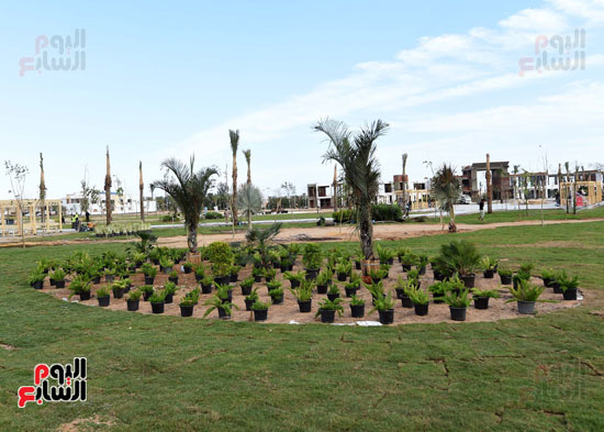 رئيس الوزراء يتفقد الحديقة المركزية بشرم الشيخ (7)