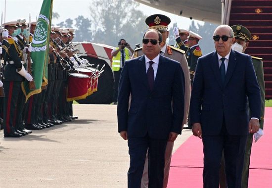 استقبال الرئيس السيسي فى الجزائر (1)