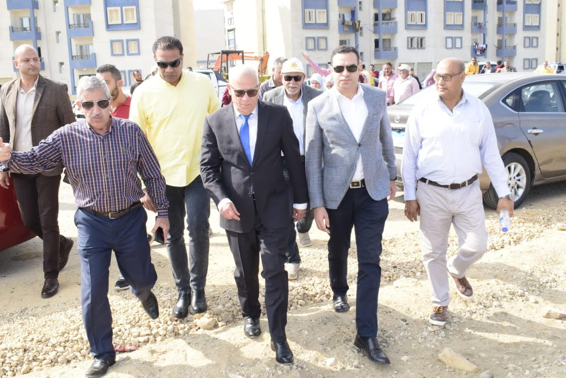 محافظ بورسعيد يتفقد طريق اللواء أحمد عبدالله ببورفؤاد محافظ بورسعيد يتفقد طريق اللواء أحمد عبدالله ببورفؤاد