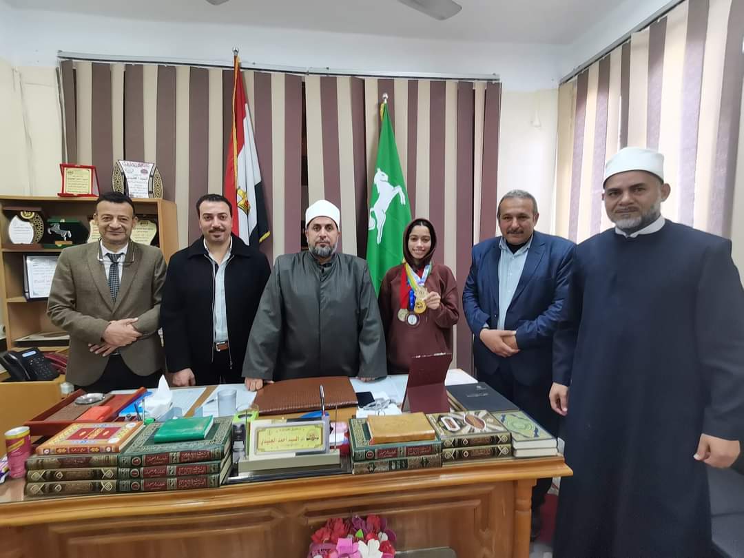 أزهر الشرقية يكرم بطلة العالم وأفريقي (1)