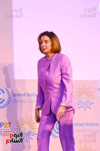 نانسى بيلوسى رئيسة مجلس النواب الأمريكى في  COP27 (2)