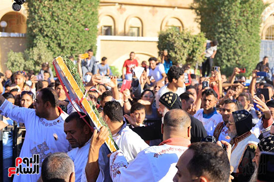 أقباط-الأقصر-يحتفلون-باليوم-الرابع-للعيد-السنوى-بدير-مارجرجس