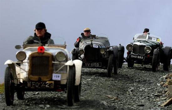 سباقات السيارات القديمة فى بريطانيا (12)