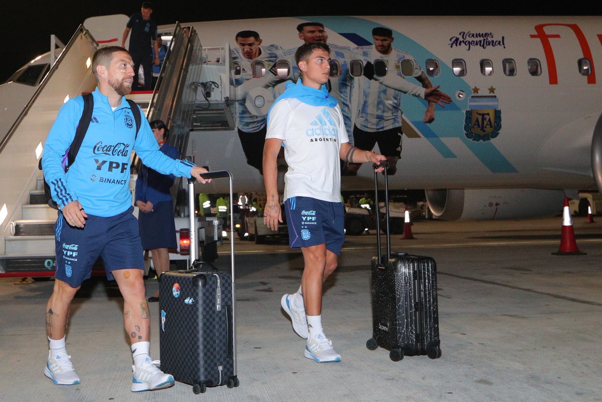 المنتخب الأرجنتيني يصل الدوحة