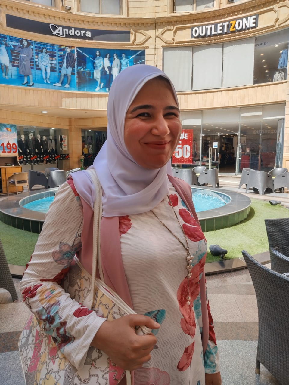 رنا حامد اول حاصلة علي الدكتوراة من جامعة المنصورة من ذوي الهمم