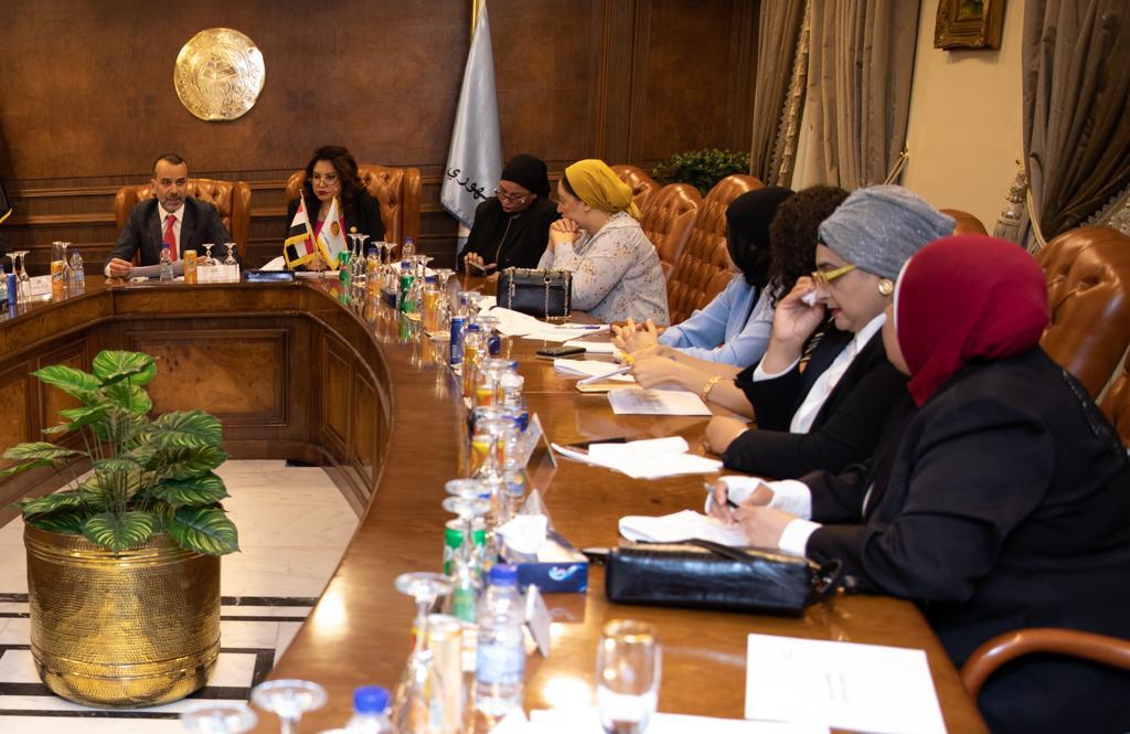 أمانة المرأة بـ«الشعب الجمهوري» تناقش خطة عمل المرحلة المقبلة خلال اجتماع تنظيمي لأمناء المرأة بالمحافظات (2)