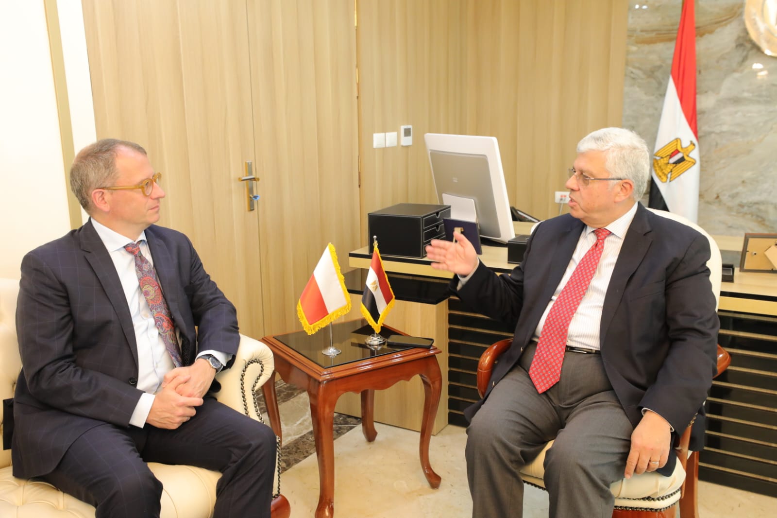 وزير التعليم العالي و السفير البولندي بالقاهرة