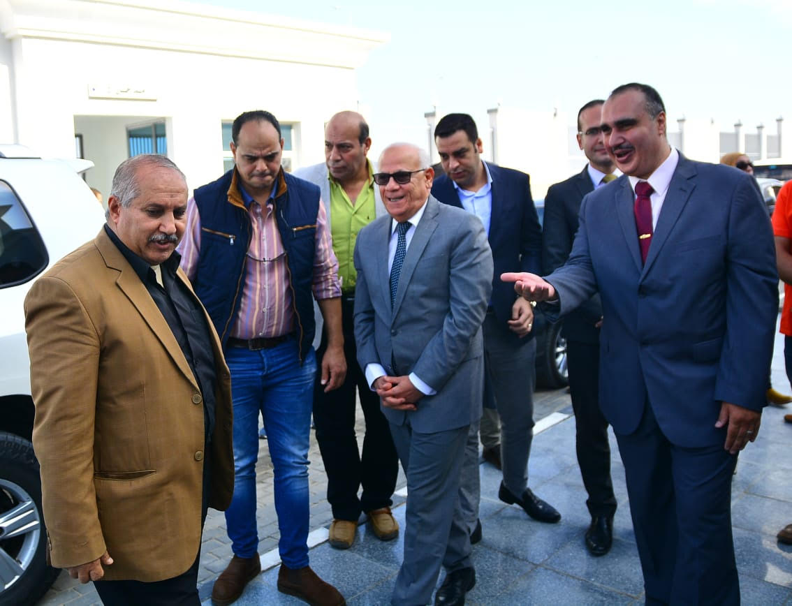 محافظ بورسعيد ورئيس جامعة السلام