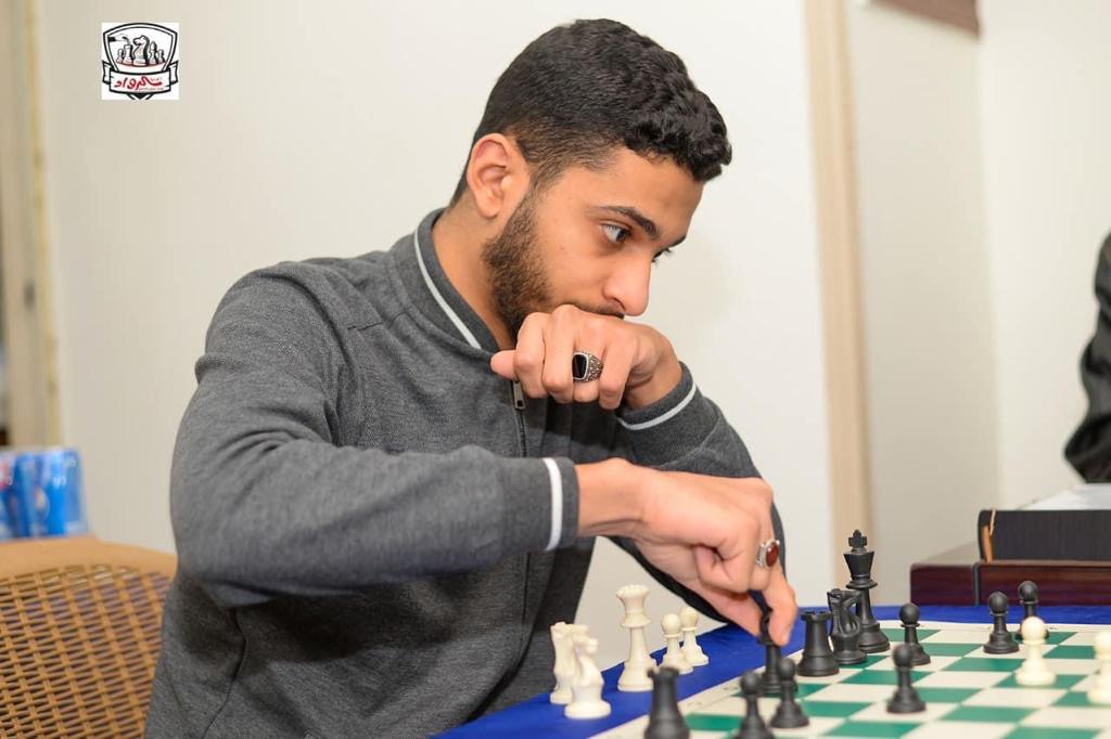 عبد الرحمن خلاف الطالب الفائز بالمركز الأول في مونديال جامعة طنطا للشطرنج (7)