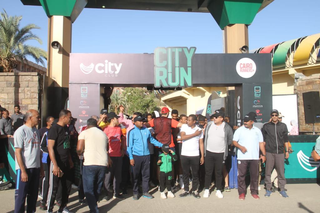 نجوم المجتمع وأعضاء سيتي كلوب يشاركون في مارثون الجري City Run أسوان (22)