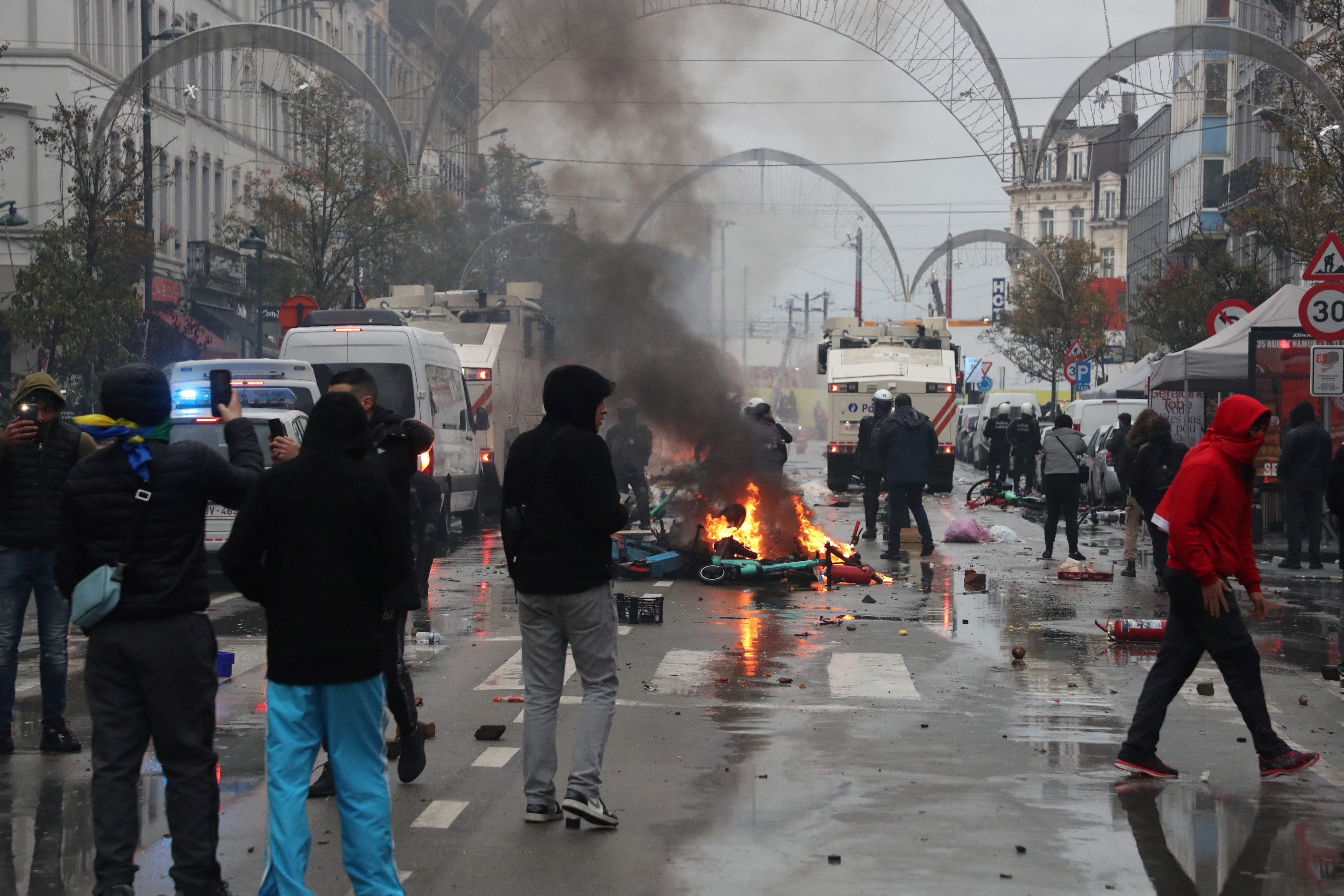 عنف في العاصمة البلجيكية بروكسل (4)