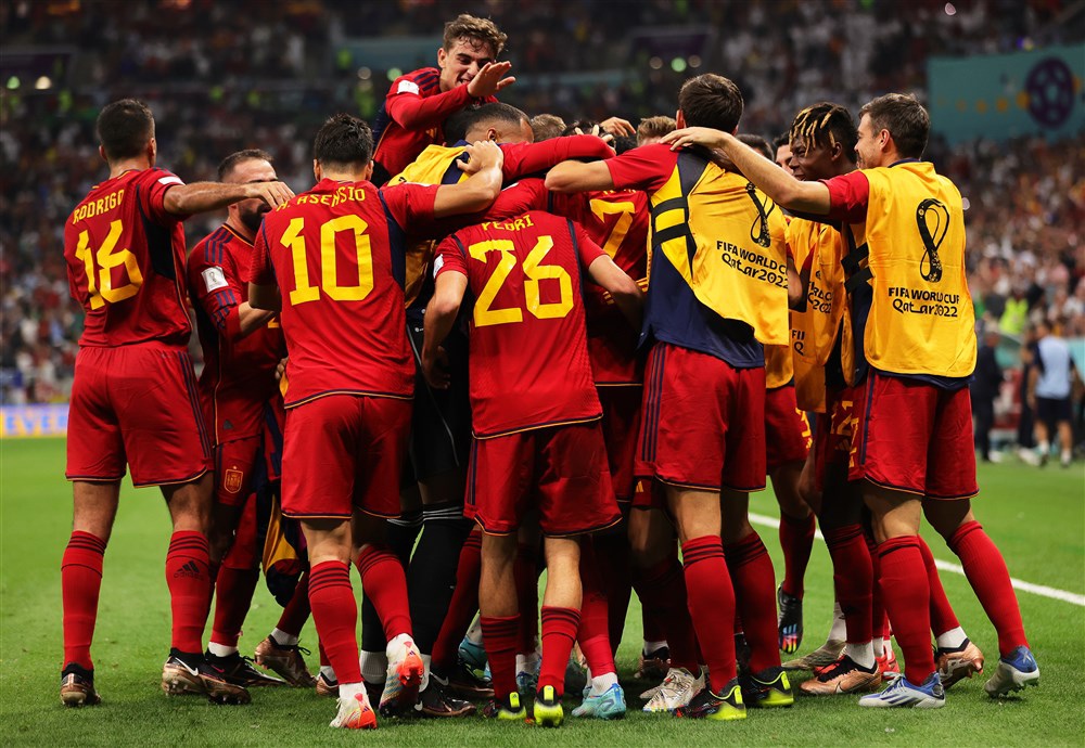 ألمانيا ضد إسبانيا (9)