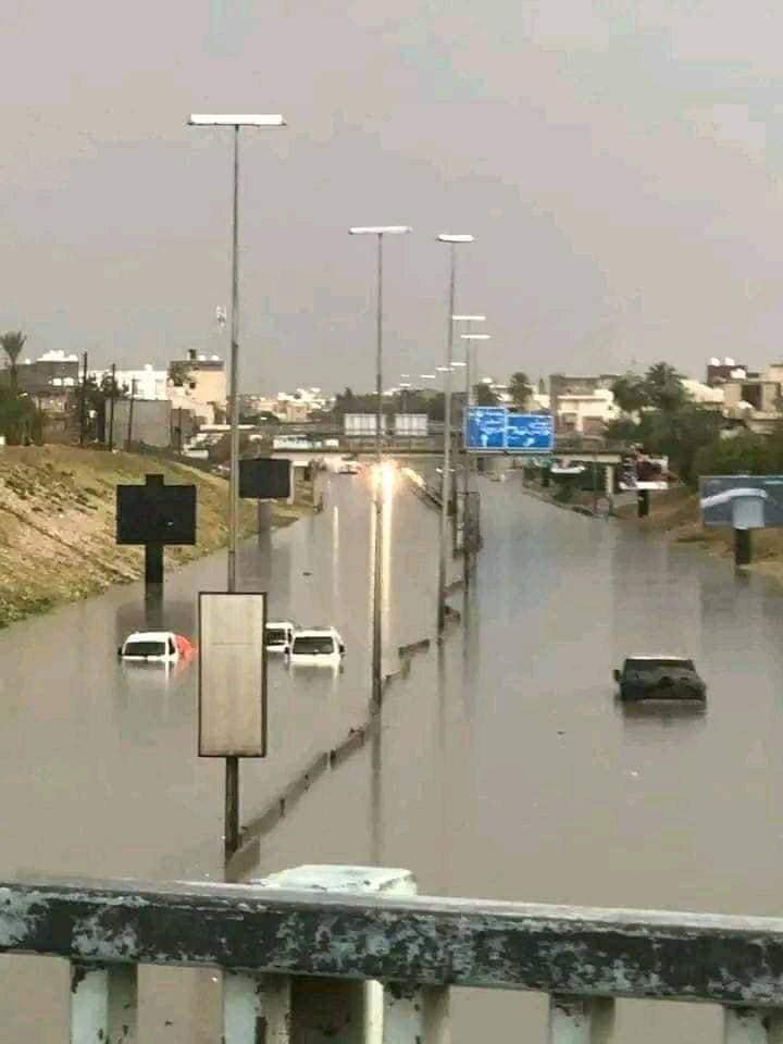غرق العاصمة طرابلس