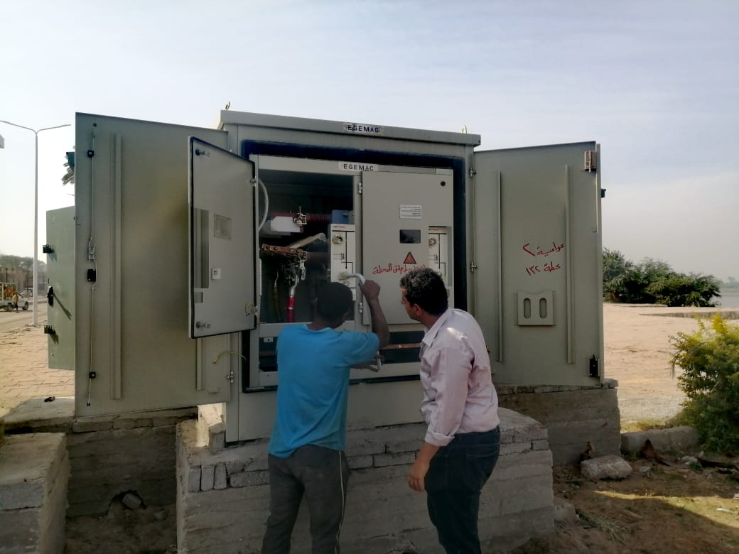 تجديد كابلات الكهرباء بمدينة الأقصر