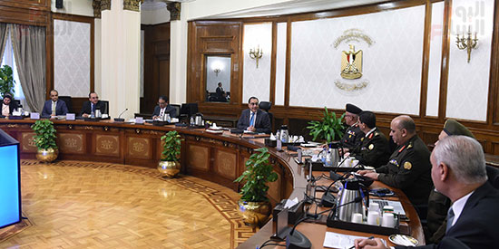 رئيس الوزراء يتابع موقف تنفيذ ممشى أهل مصر وتطوير محور 26 يوليو   (2)