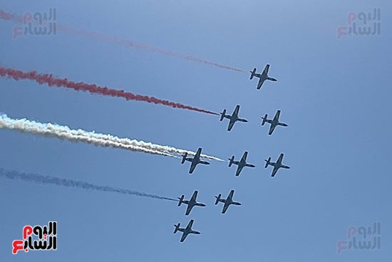 في سماء سهل حشيش.. الطيارون المصريون يبهرون الحضور في (Hurghda Air Show 2022) (1)
