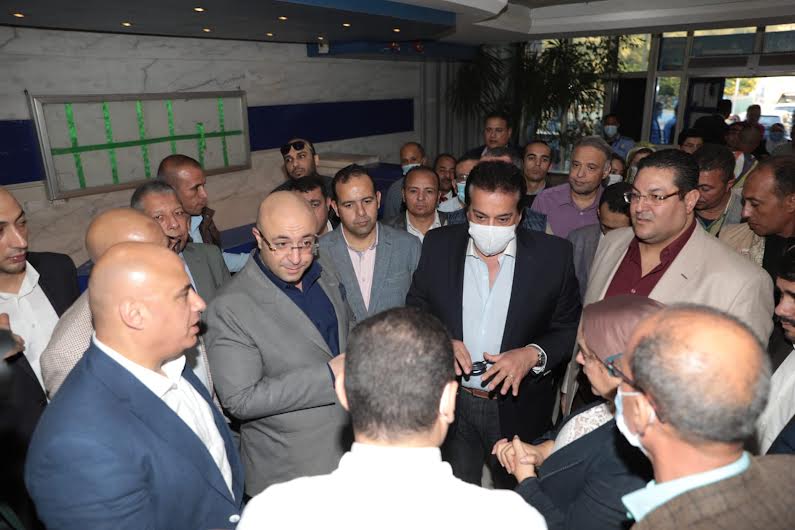 وزير الصحة والمحافظ يتفقدان المستشفى التخصصي بمدينة بني سويف