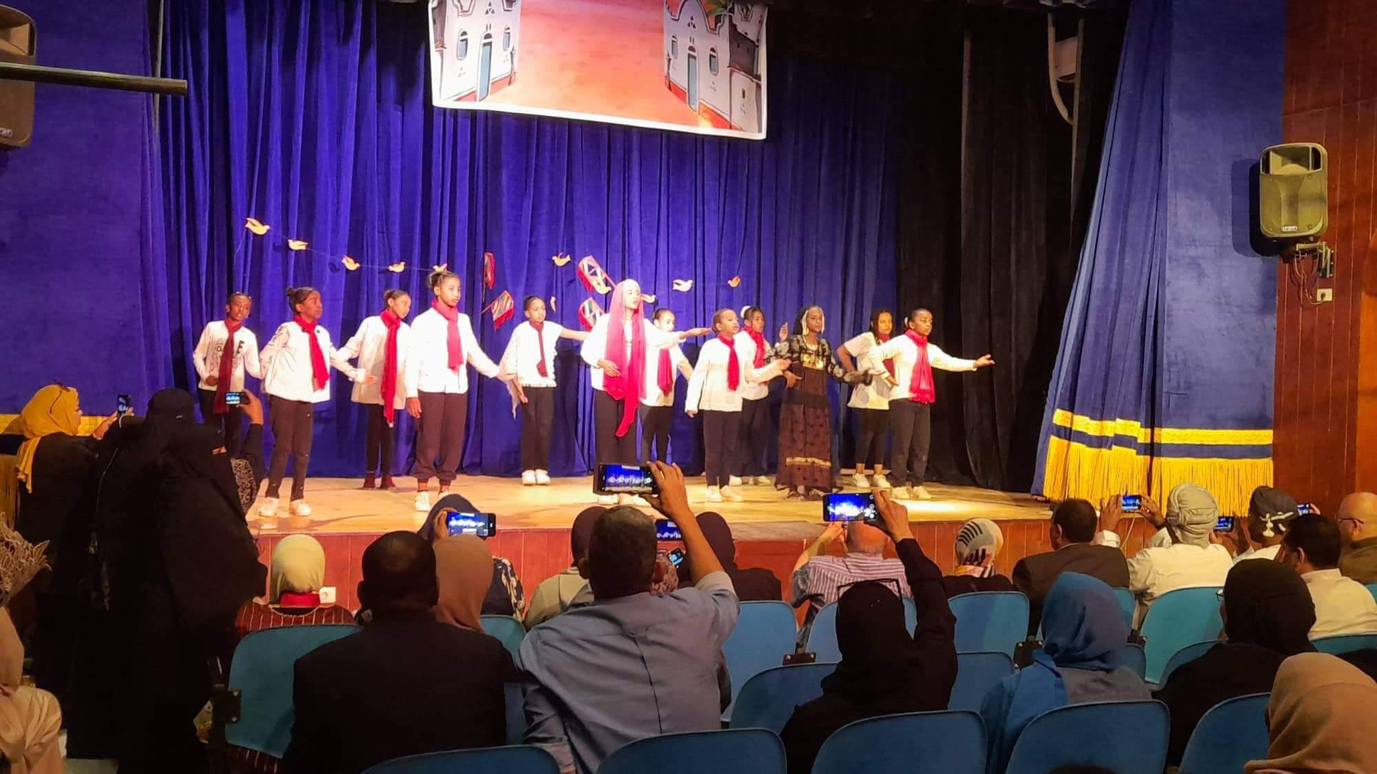 عروض فنية عروض فنية