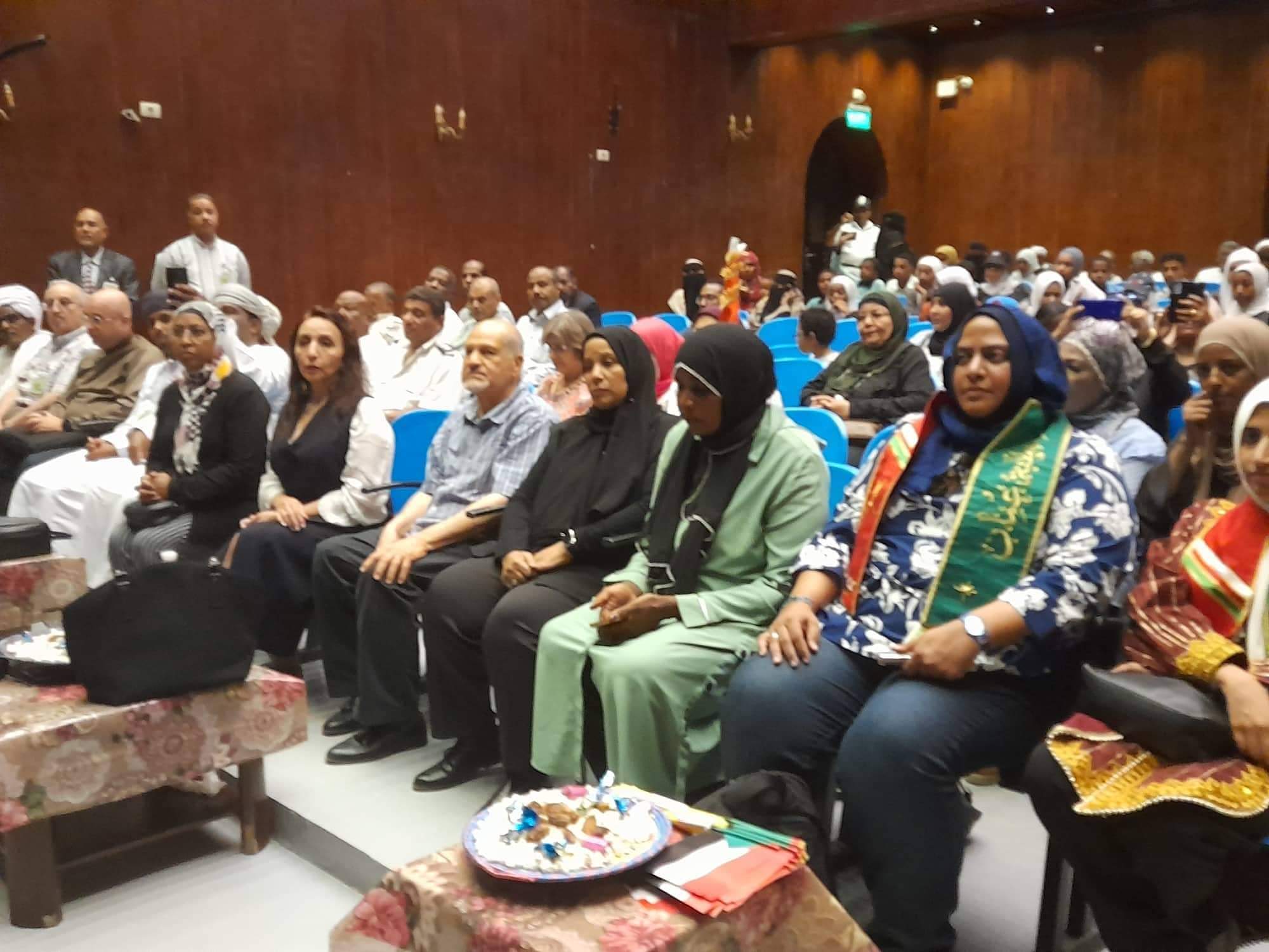 جانب من الحضور جانب من الحضور