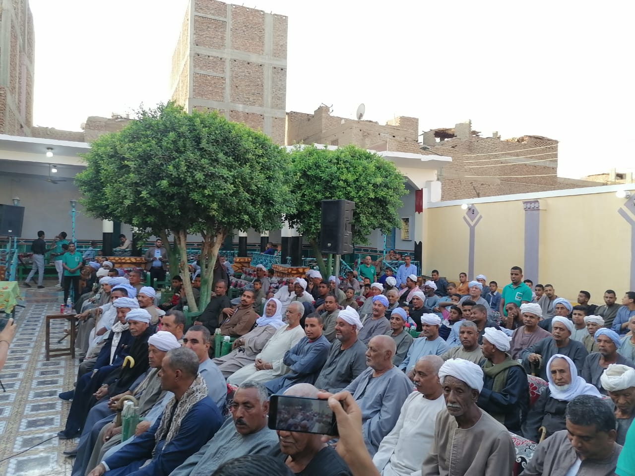 حياة كريمة بقنا تعقد ثانى جلسات الحوار المجتمعى بقرية أولاد عمرو (2)