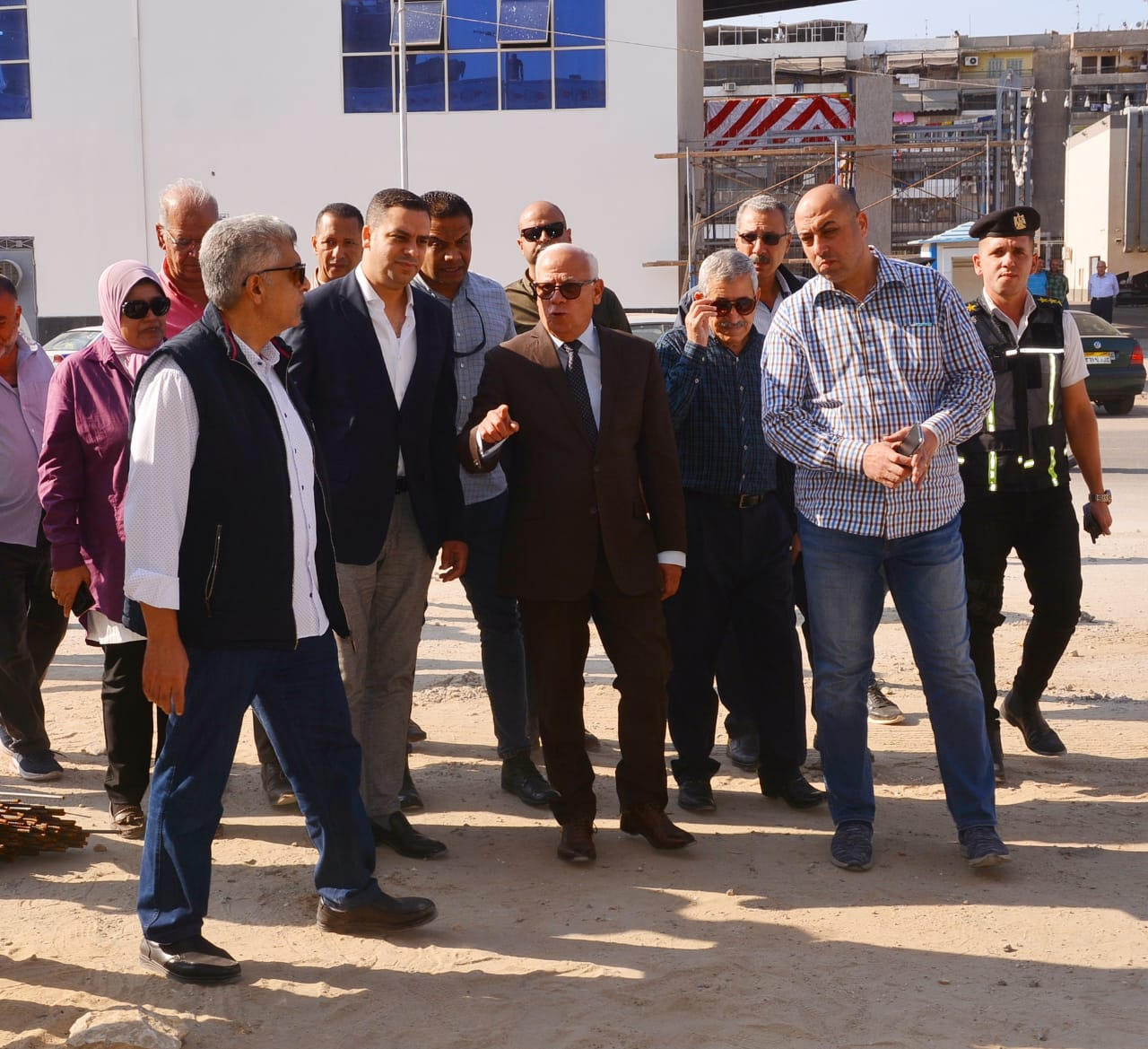 محافظ بورسعيد يتابع الجراج متعدد الطوابق بحى  العرب (2)