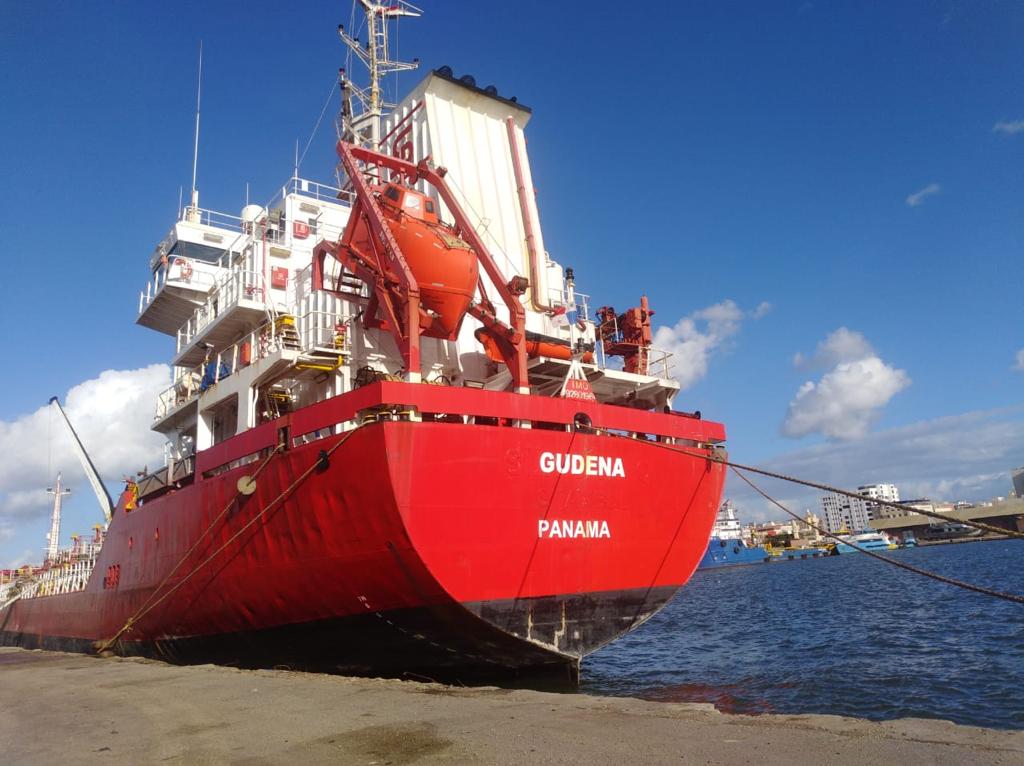 جانب من نقل البضائع (2)