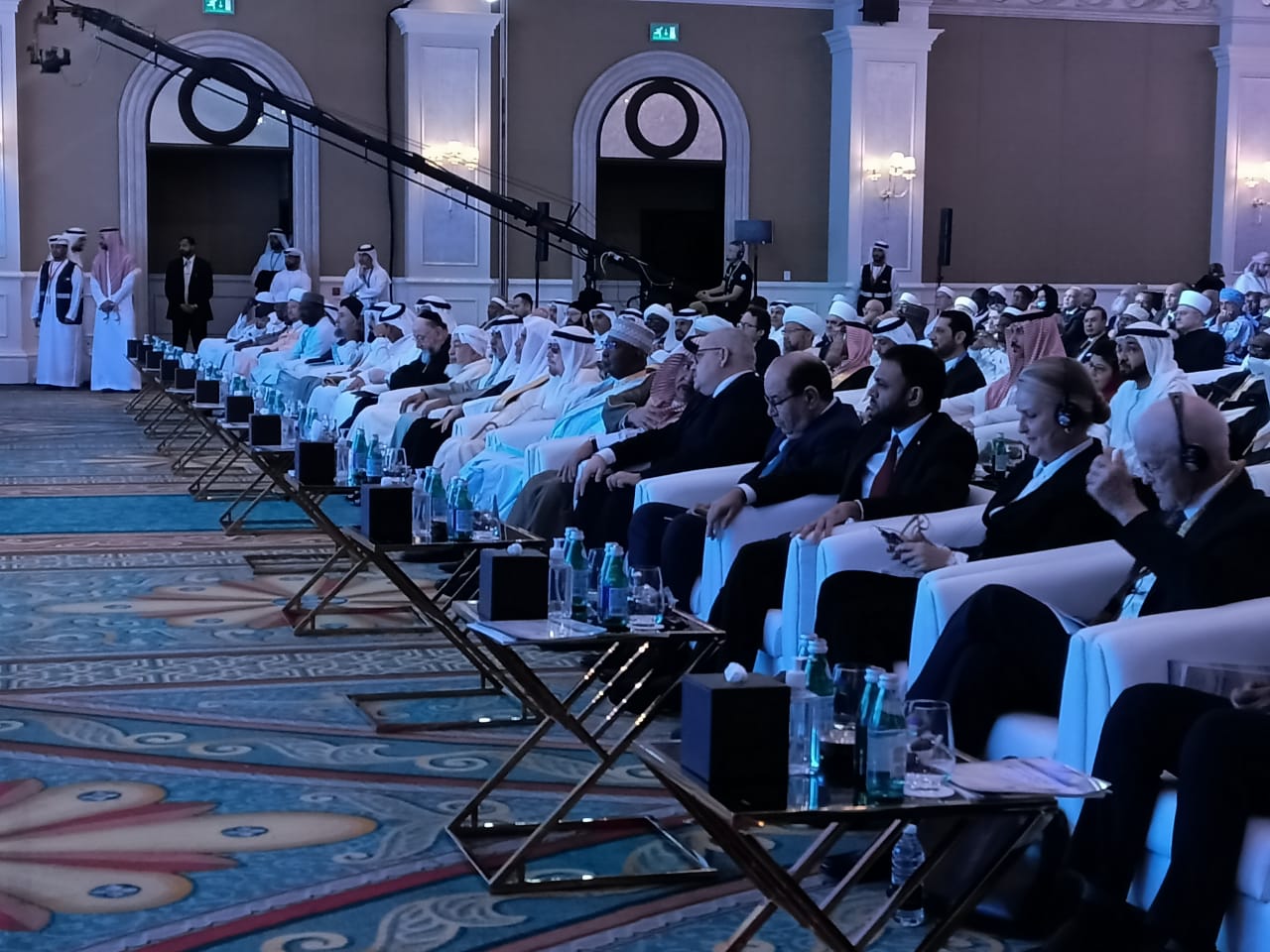 خلال كلمة وزير التسامح الاماراتي