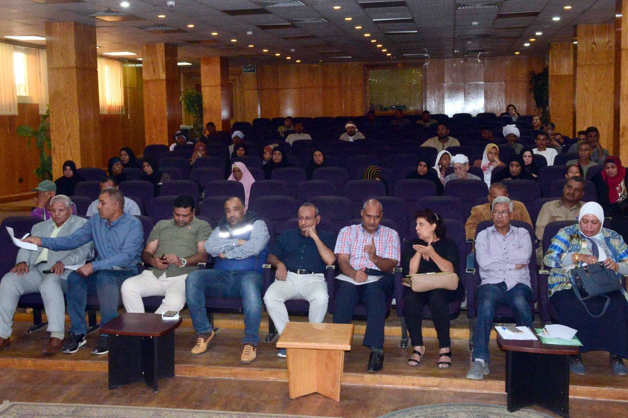 حضور فعاليات اليوم المفتوح بالأقصر