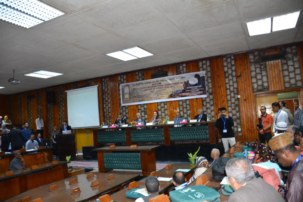 جامعة أسيوط تشهد افتتاح المؤتمر الدولى الحادى عشر عن جيولوجيا أفريقيا (4)