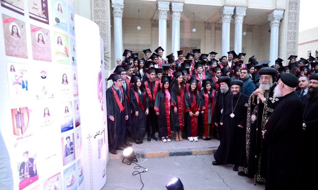 البابا يفتتح المعرض