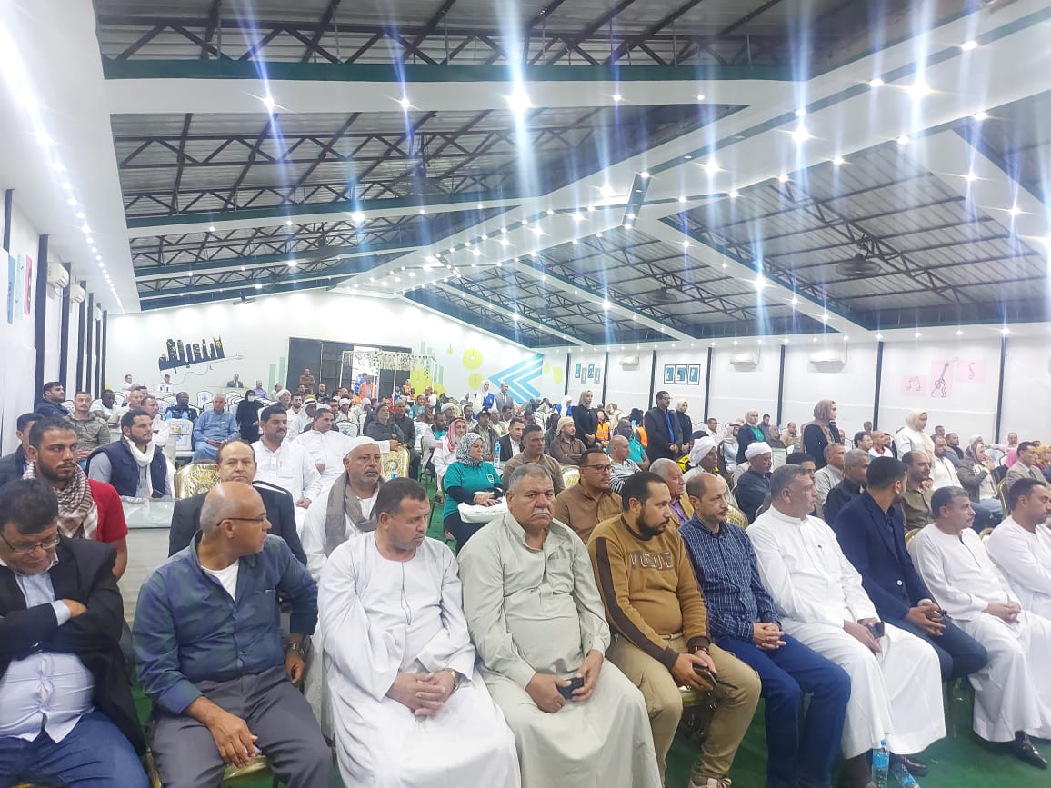 جانب أخر من الحوار