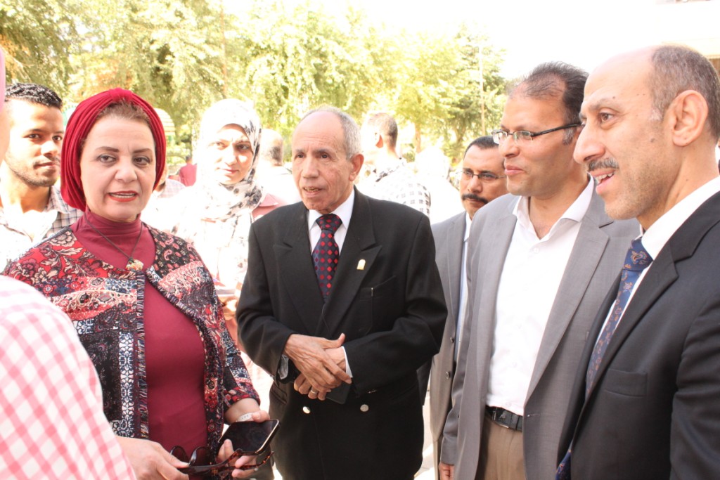 خلال زيارة نائب رئيس الجامعة (2)