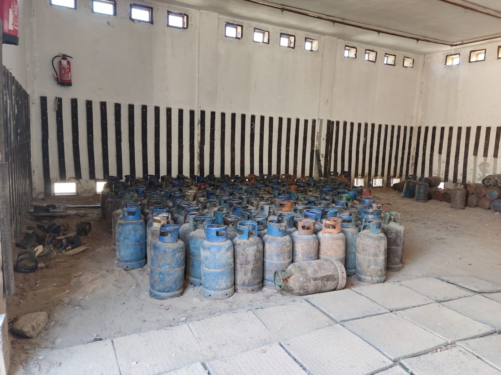 ضبط مستودع بوتاجاز تصرف في عدد 50 اسطوانه بوتاجاز