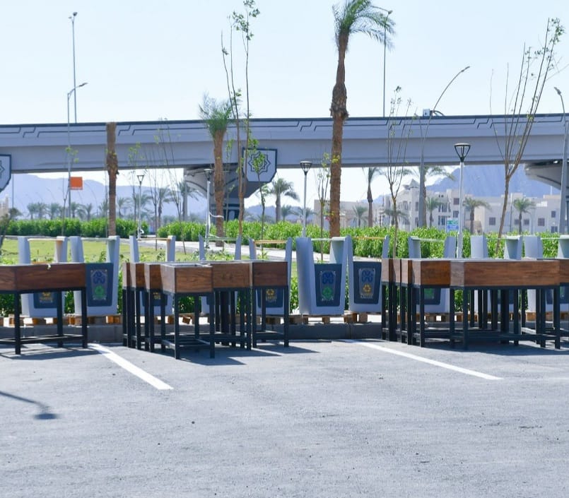 اللمسات الاخيرة بالحديقة المركزية (3)