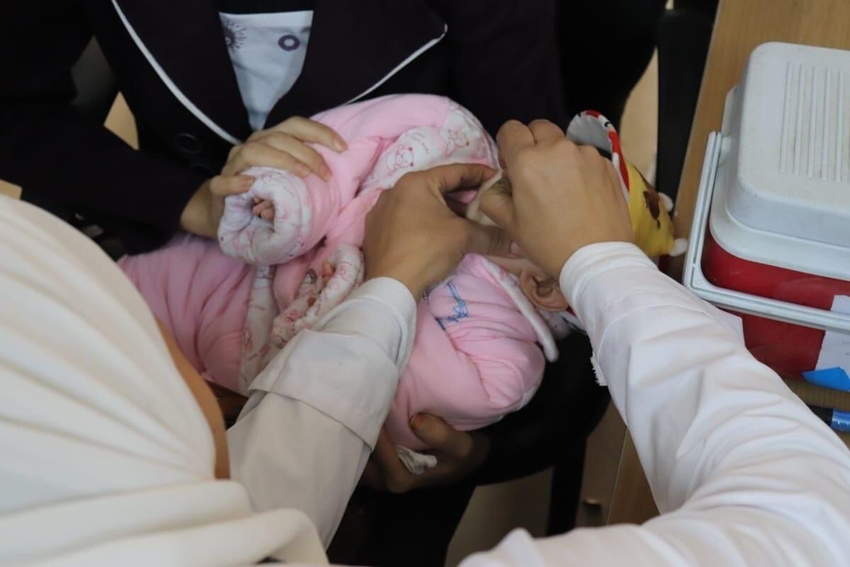 انطلاق حملة التطعيم ضد مرض شلل الأطفال بالعجوزة